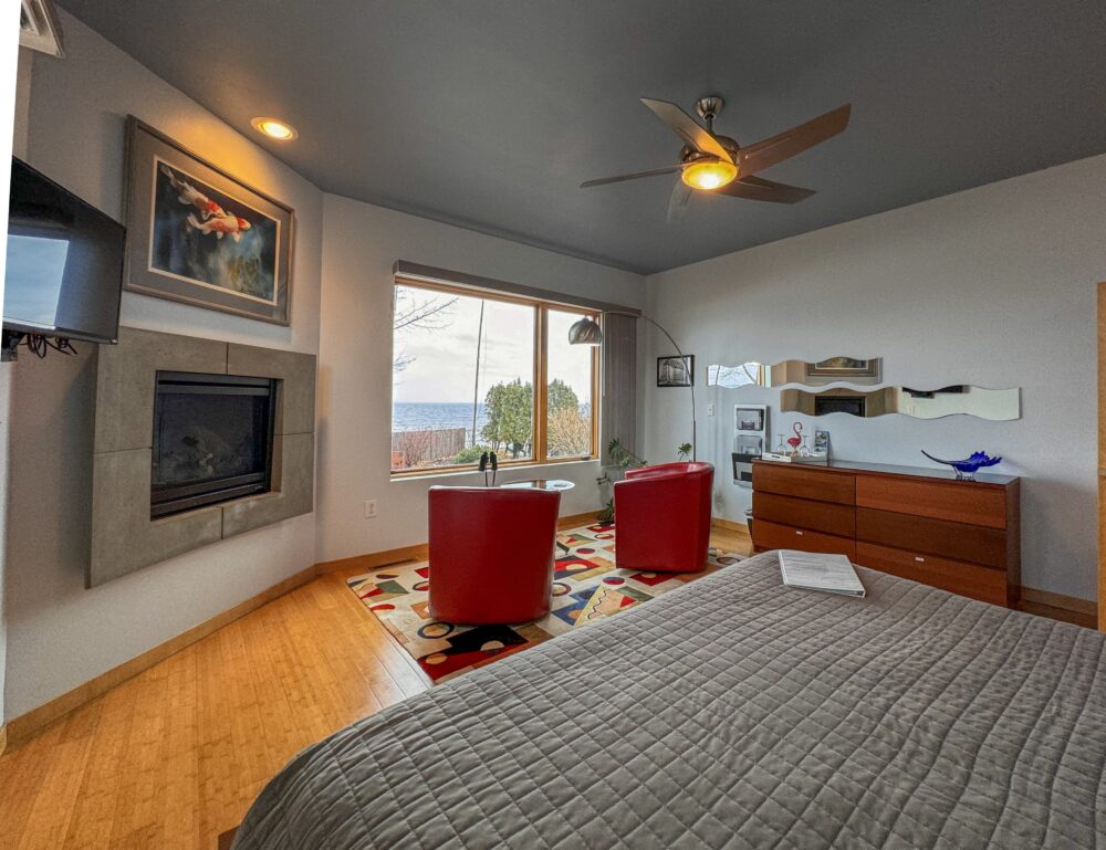 What to Do in Duluth on a Snowy Day 2 The Aerial Bridge Suite at Our Duluth Bed and Breakfast is the perfect place to watch the Lake Superior waves on a snowy day.